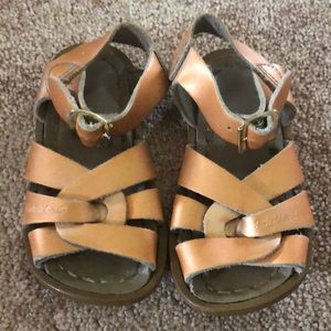 Saltwater Sandals 🏖